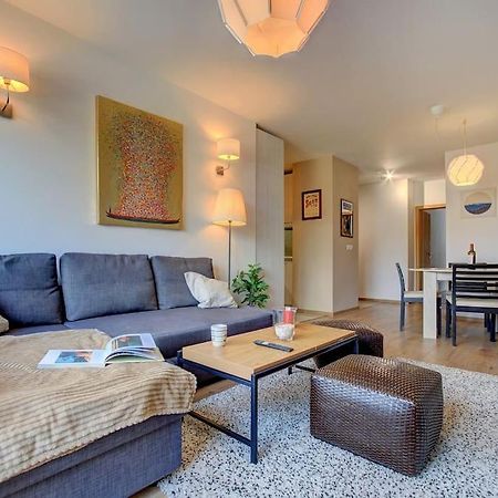 Spacious Home Office With Secure Garage In Sofia Exterior foto